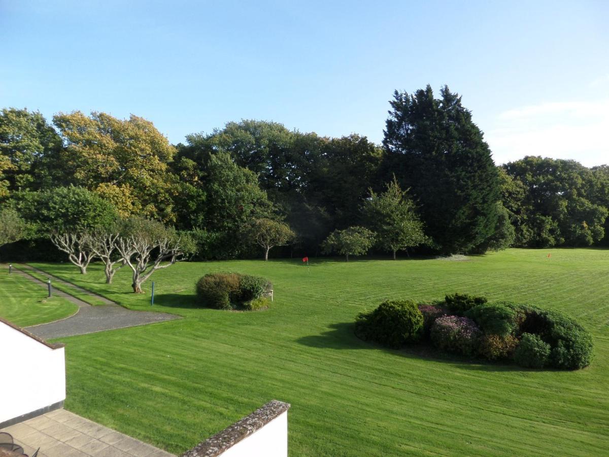 Macdonald Elmers Court Resort Lymington Exterior foto