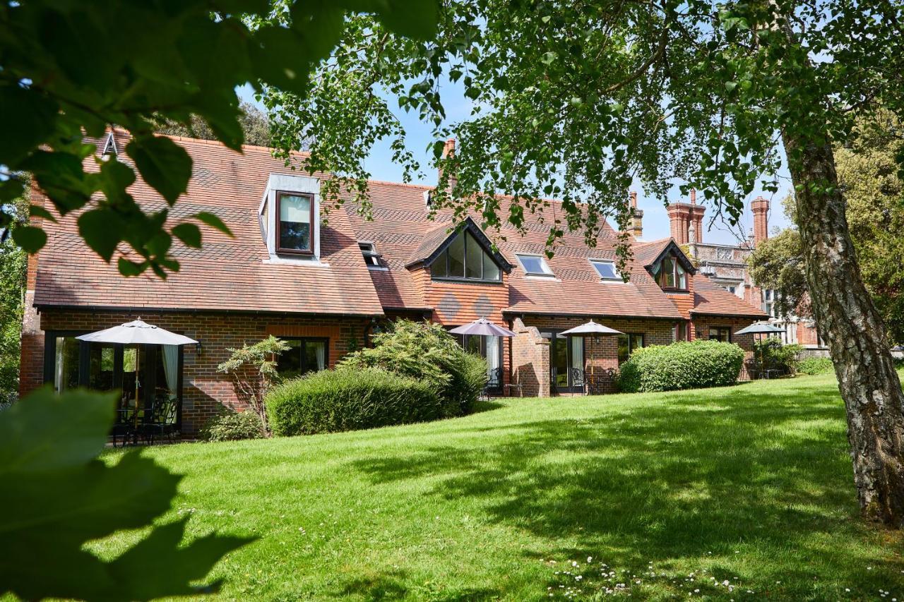 Macdonald Elmers Court Resort Lymington Exterior foto