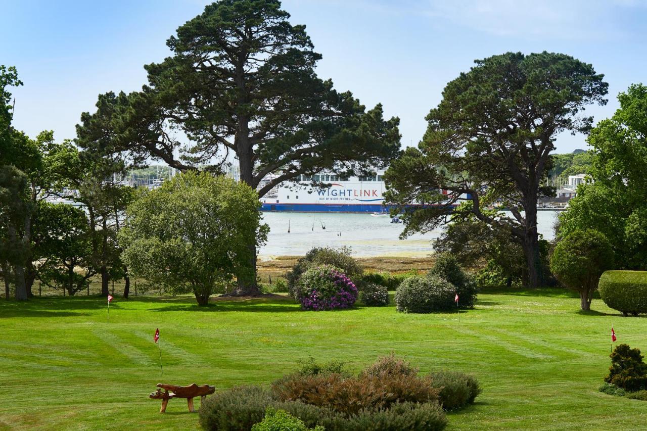 Macdonald Elmers Court Resort Lymington Exterior foto