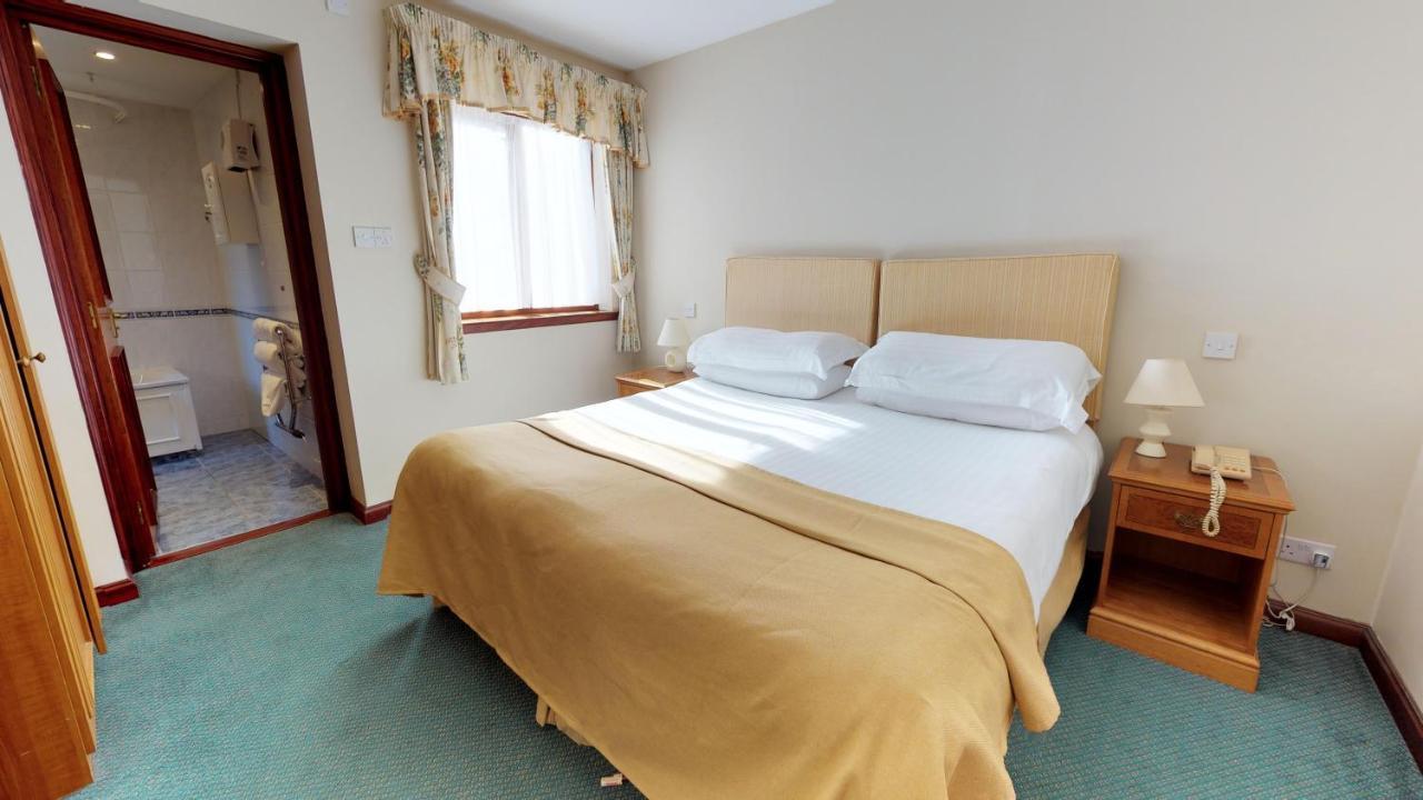 Macdonald Elmers Court Resort Lymington Exterior foto